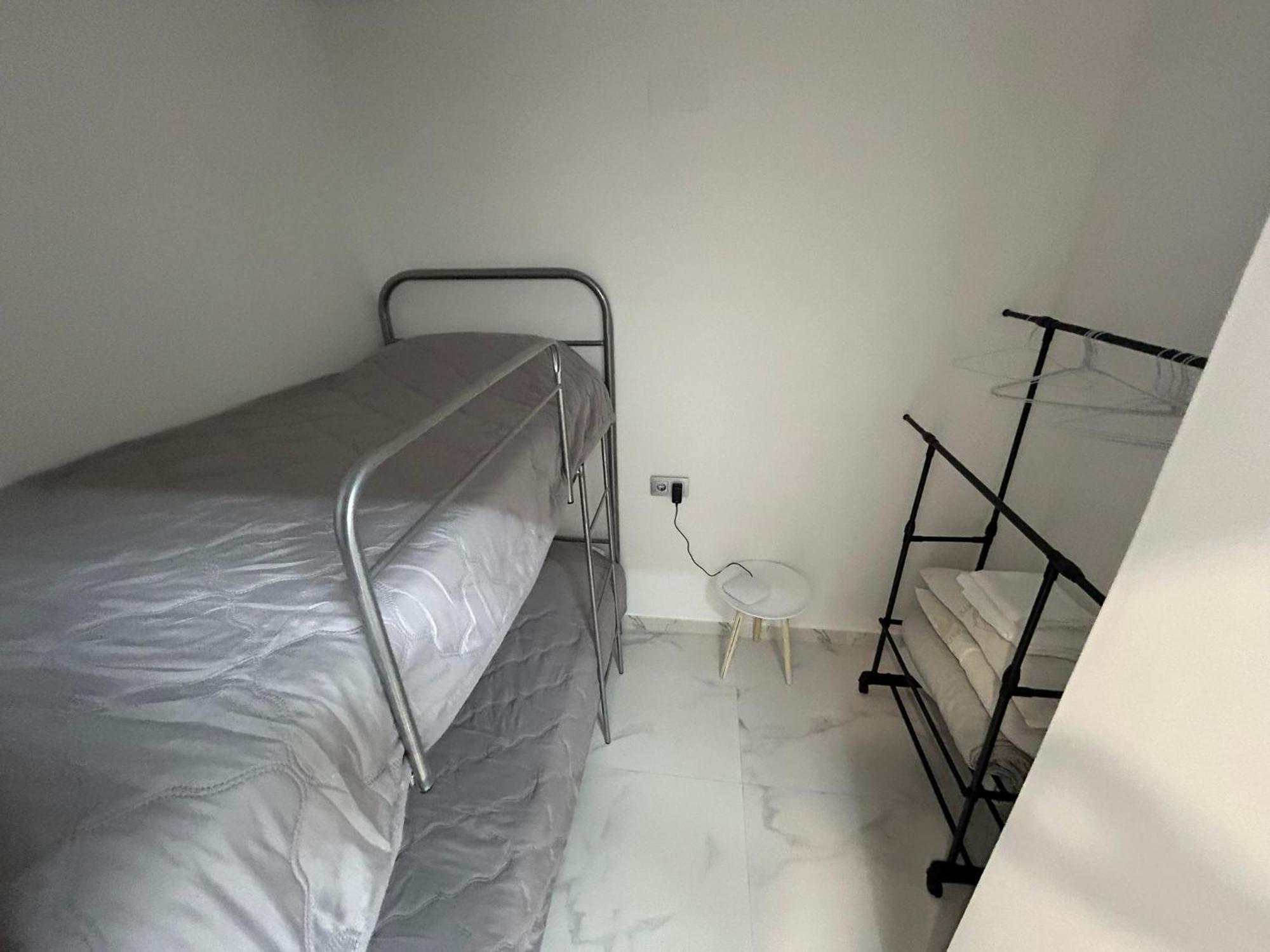 Apartamentos Cala Crancs סאלו מראה חיצוני תמונה