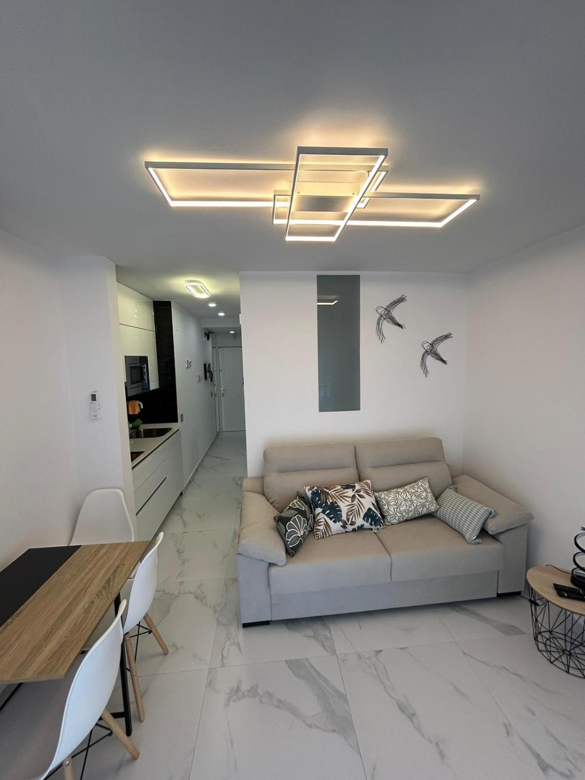 Apartamentos Cala Crancs סאלו מראה חיצוני תמונה