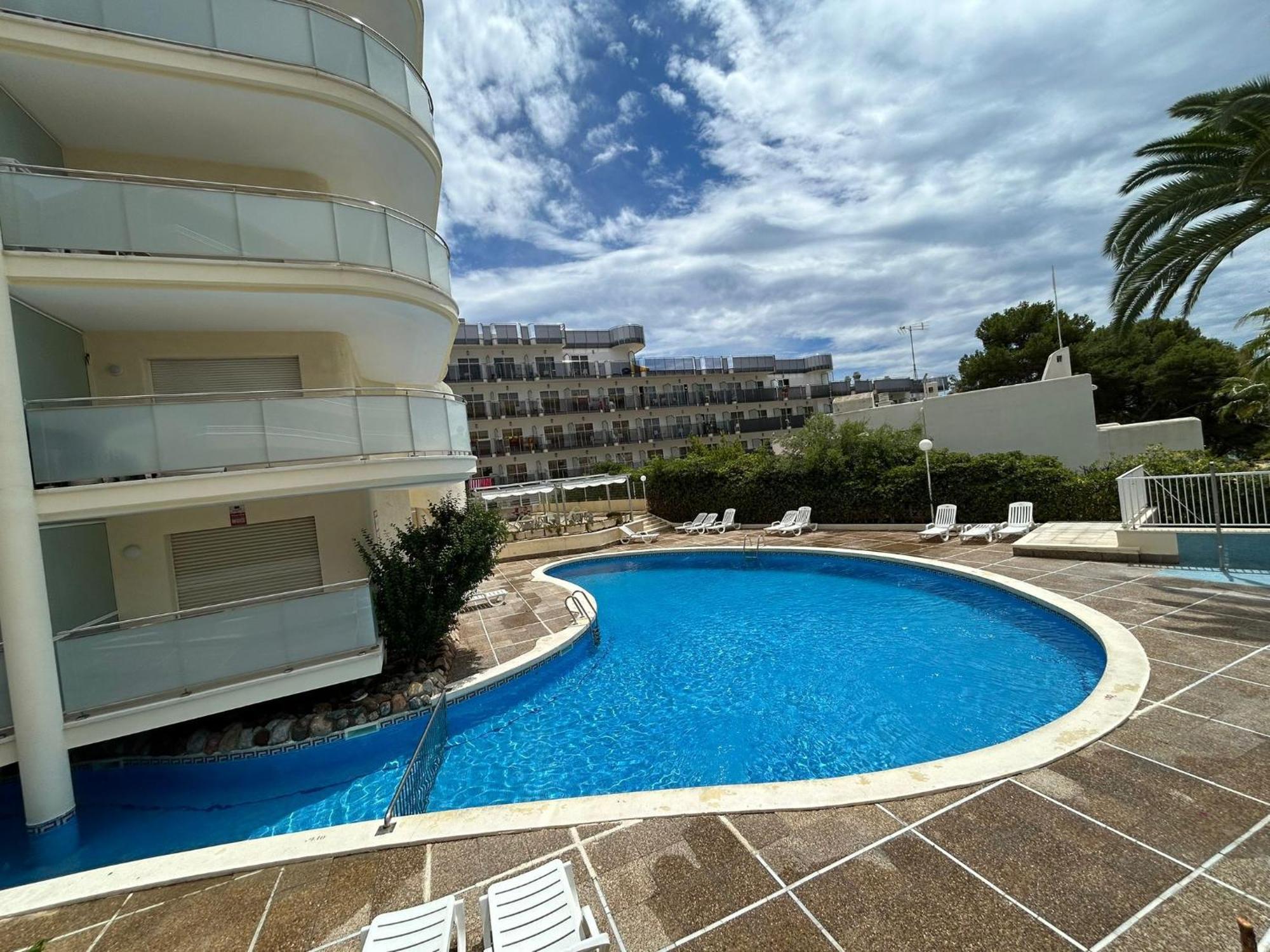 Apartamentos Cala Crancs סאלו מראה חיצוני תמונה